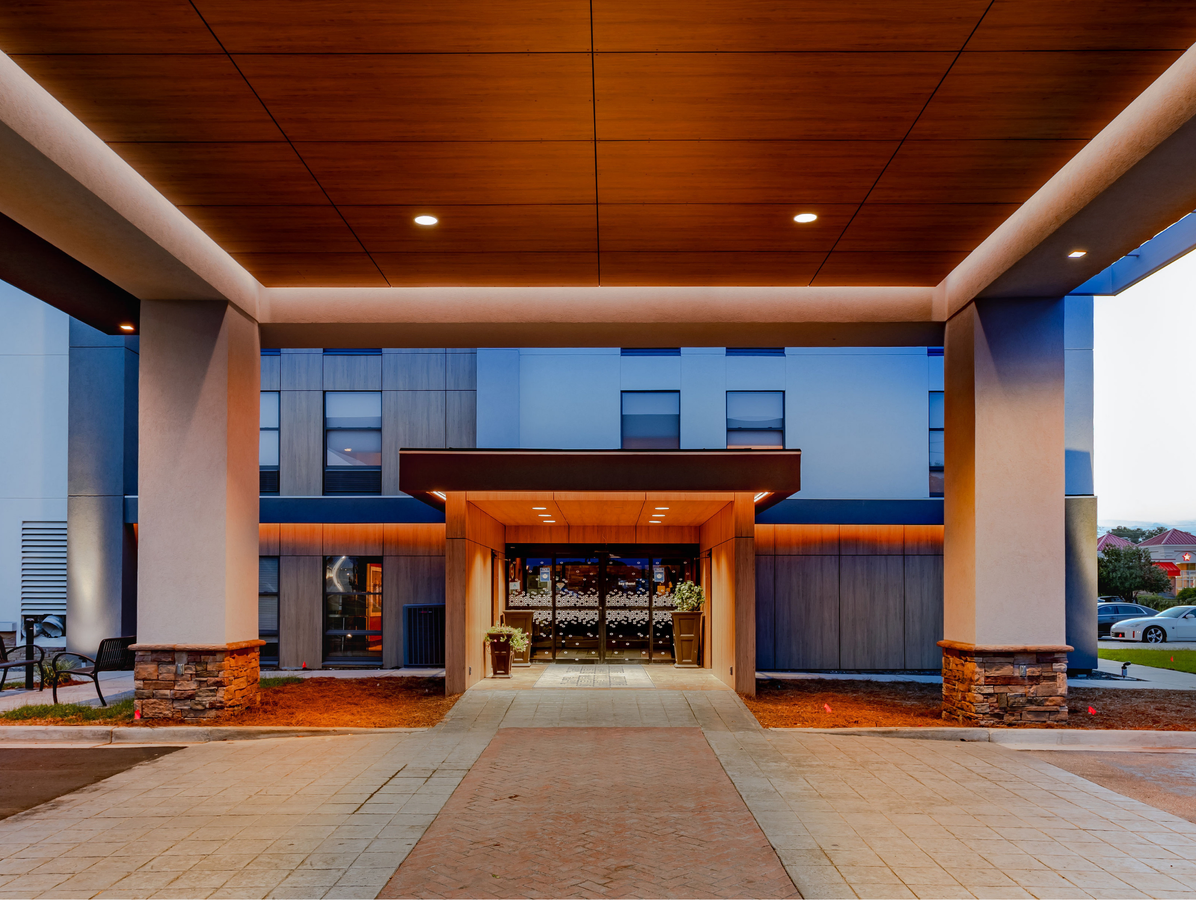 hotel renovation to exterior of hampton inn hotel in santee south carolina porte cochere renovation remodel to enhance curb appeal