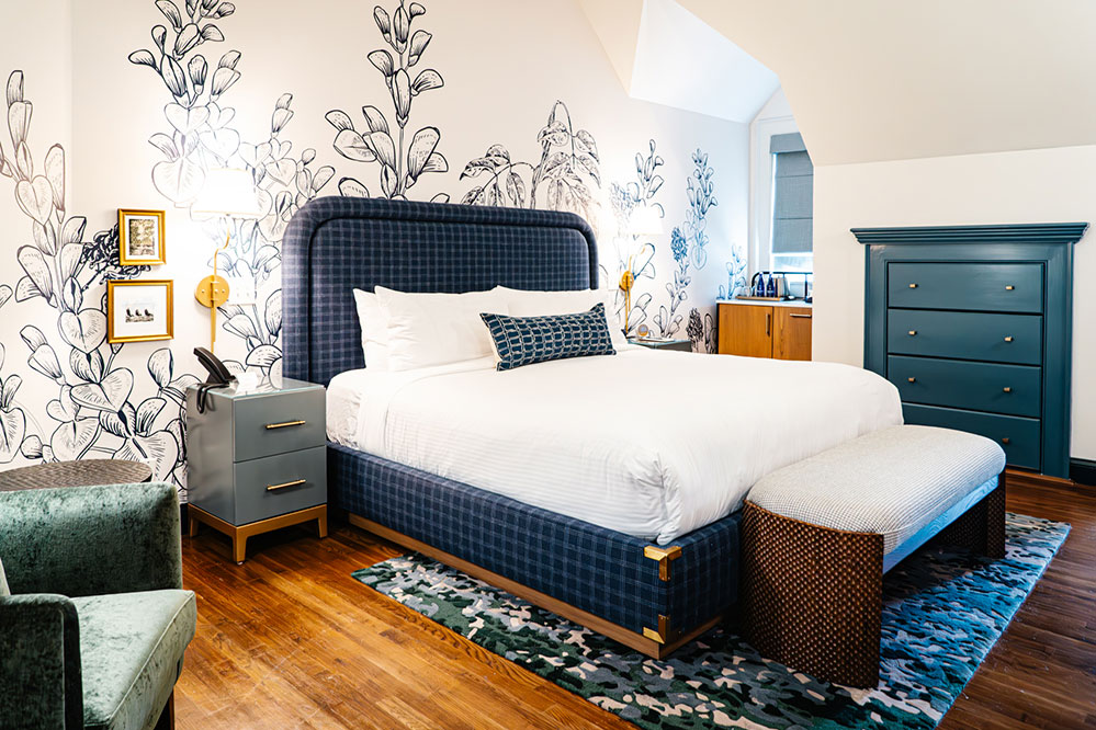 boutique-hotel-renovation hotel remodeling companies