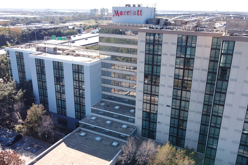 window-replacement-in-houston hotel railing installation